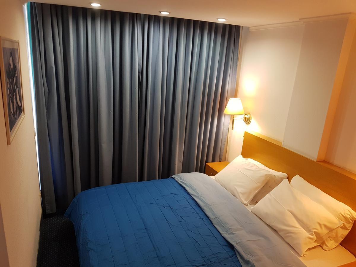 Carmel Mountain Motel Хайфа Екстериор снимка