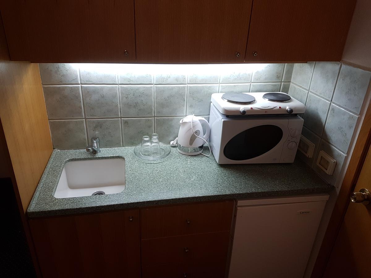 Carmel Mountain Motel Хайфа Екстериор снимка